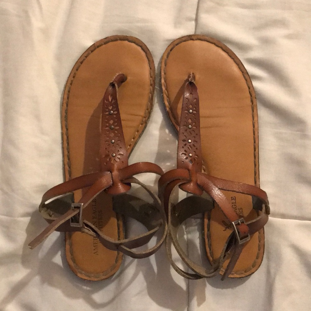 American Eagle Sandels